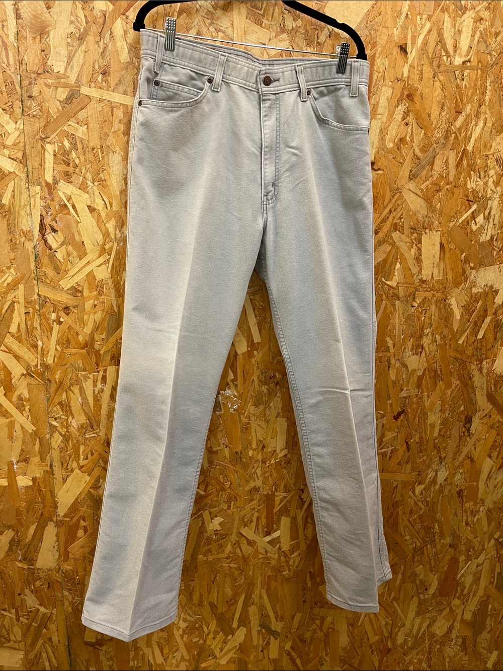 Levi's Slim Straight Jeans in Light Beige